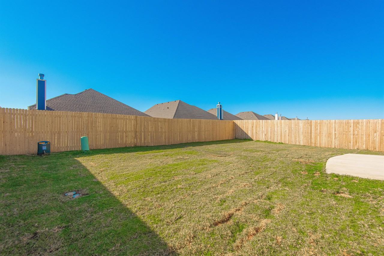 12101 Katie Ridge Rd #1 - Photo 6 of 31