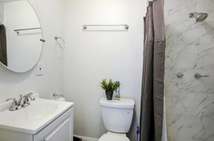 featured image of Sugarcreek Dr