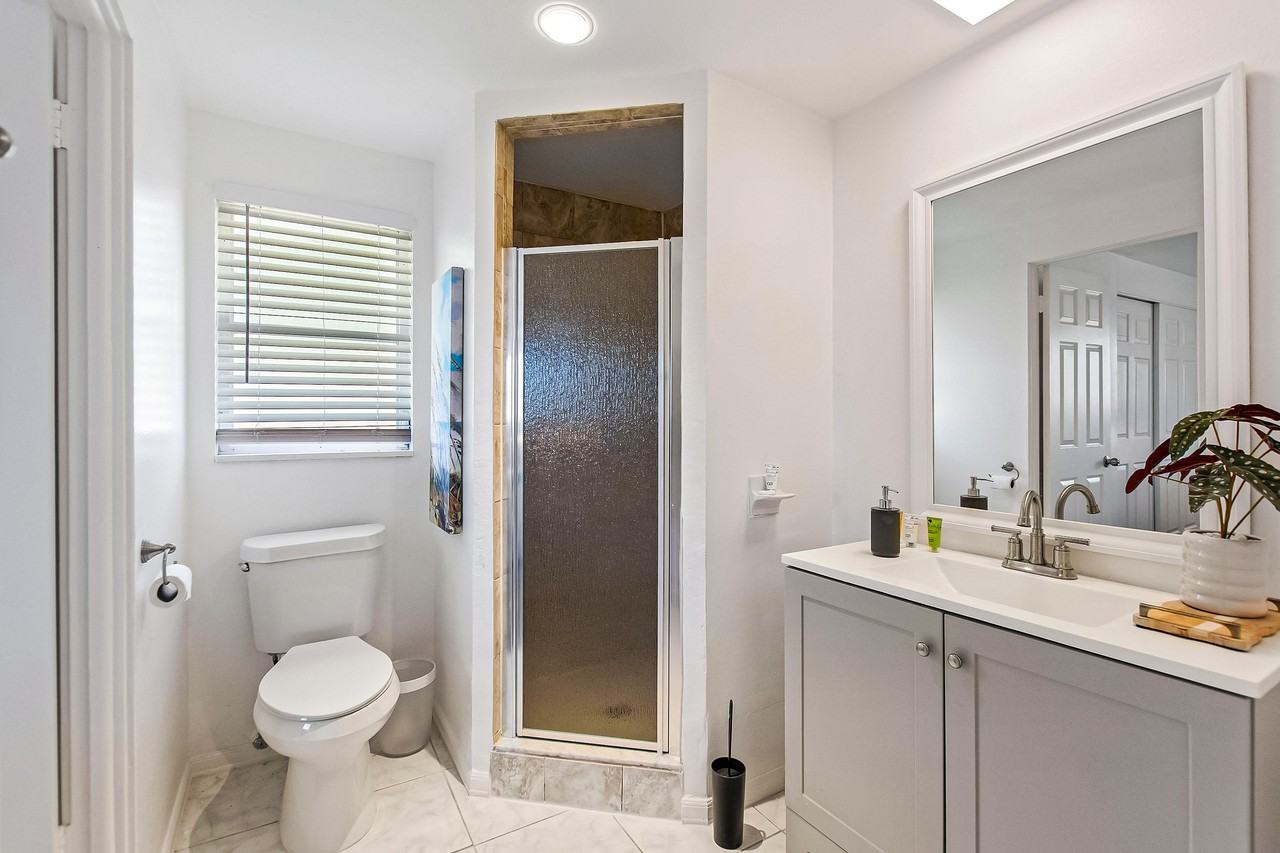 Groveland Ave - Photo 5 of 17