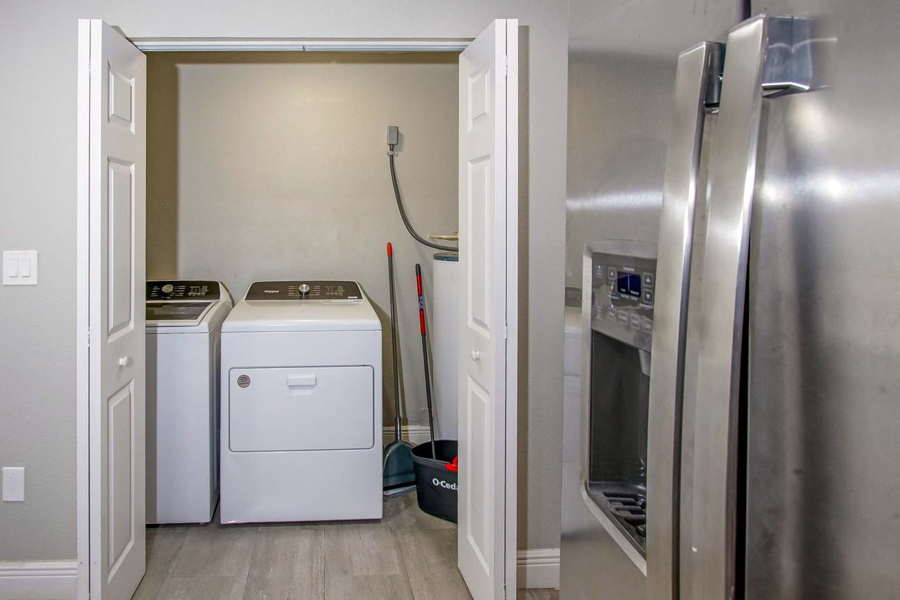 W Hamilton Ave - Photo 5 of 15