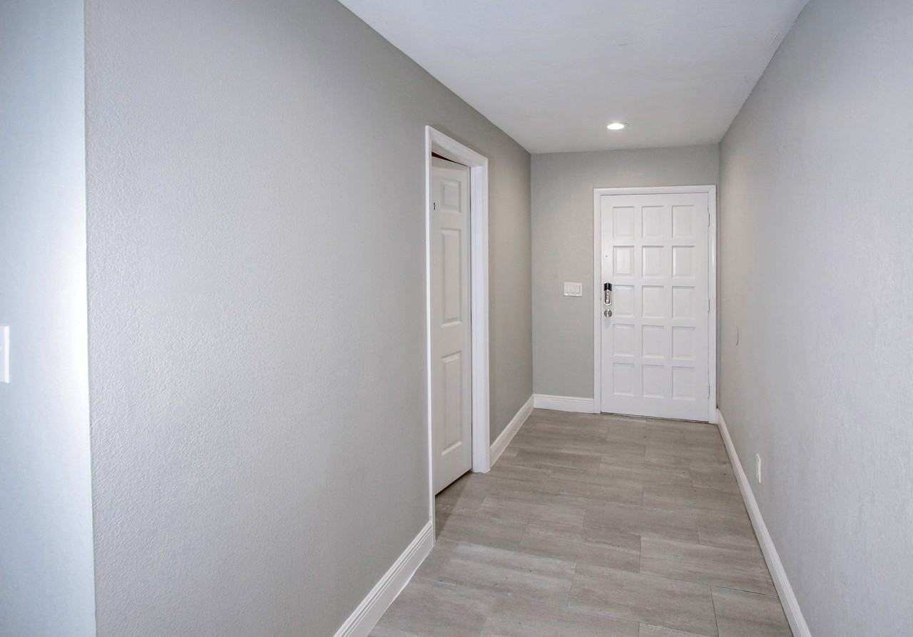 W Hamilton Ave - Photo 7 of 15