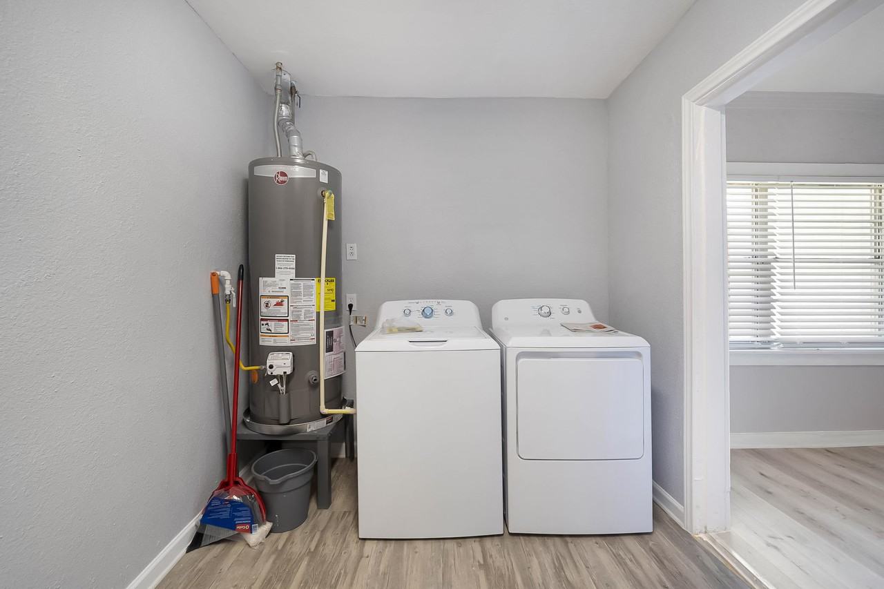 Ridgeway Dr - Photo 7 of 11