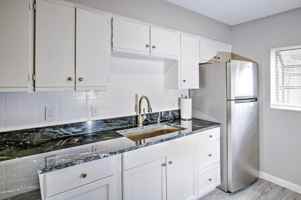 featured image of Gateway Dr