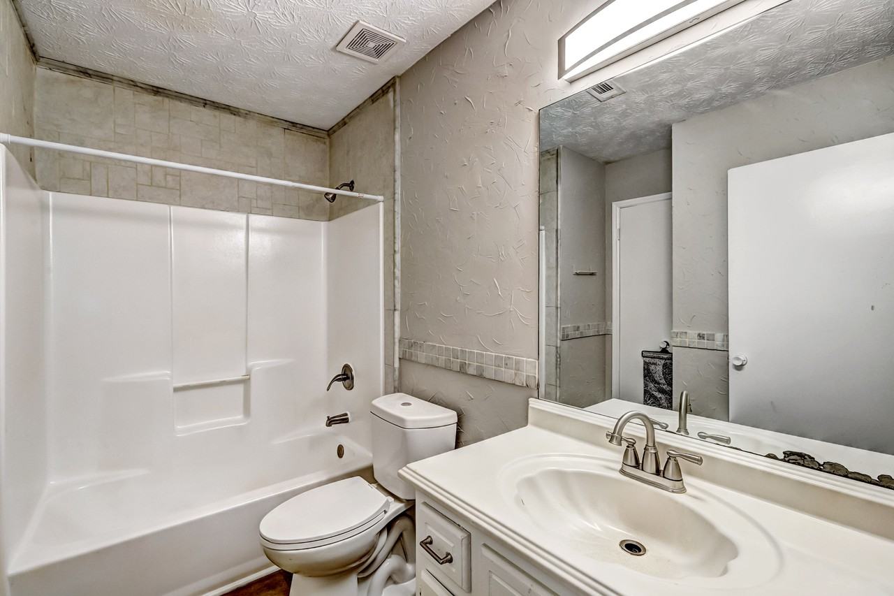 Raven Dr - Photo 3 of 6