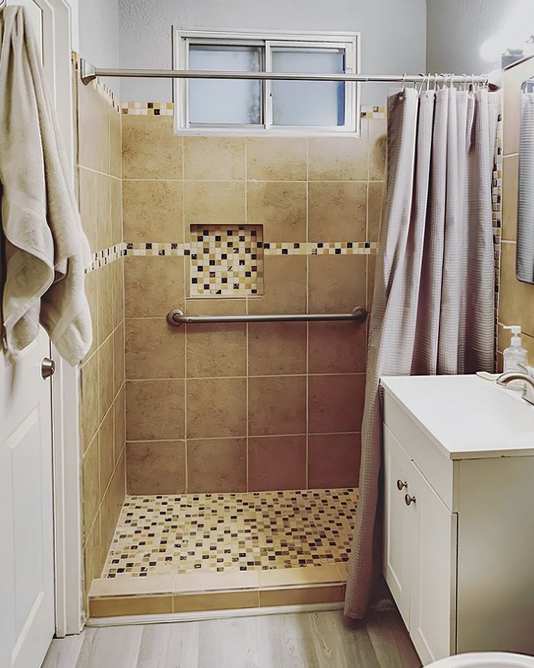 Holland Ave - Photo 3 of 21