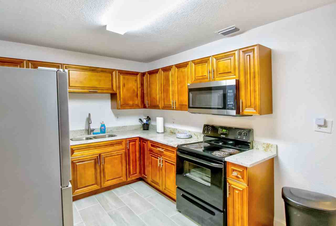 East Paris Street - Photo 7 of 23