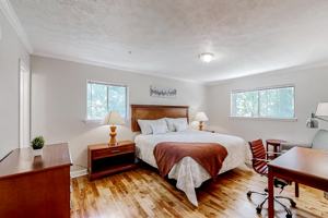 featured image of Heron Dr