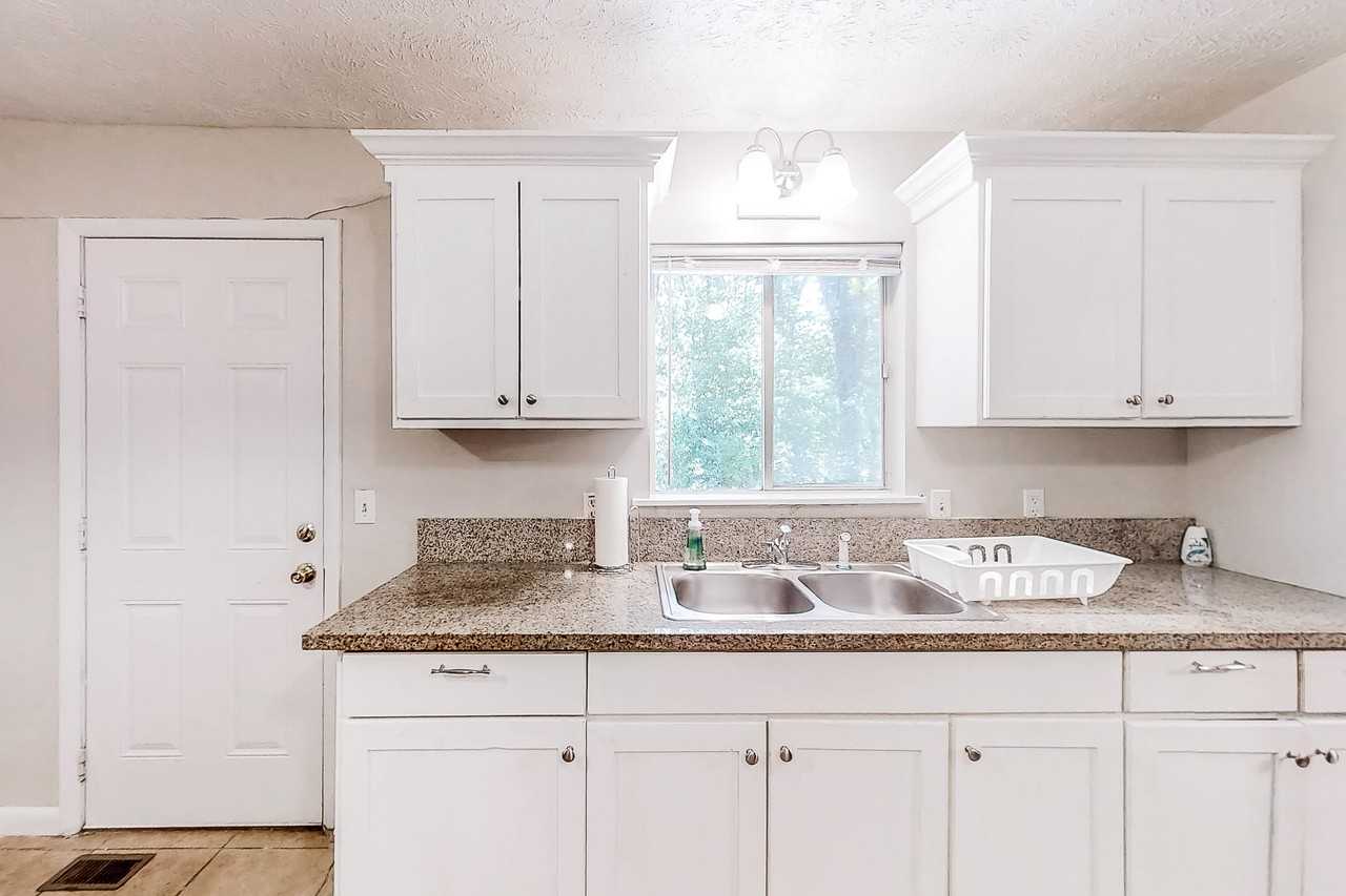 Heron Dr - Photo 3 of 12