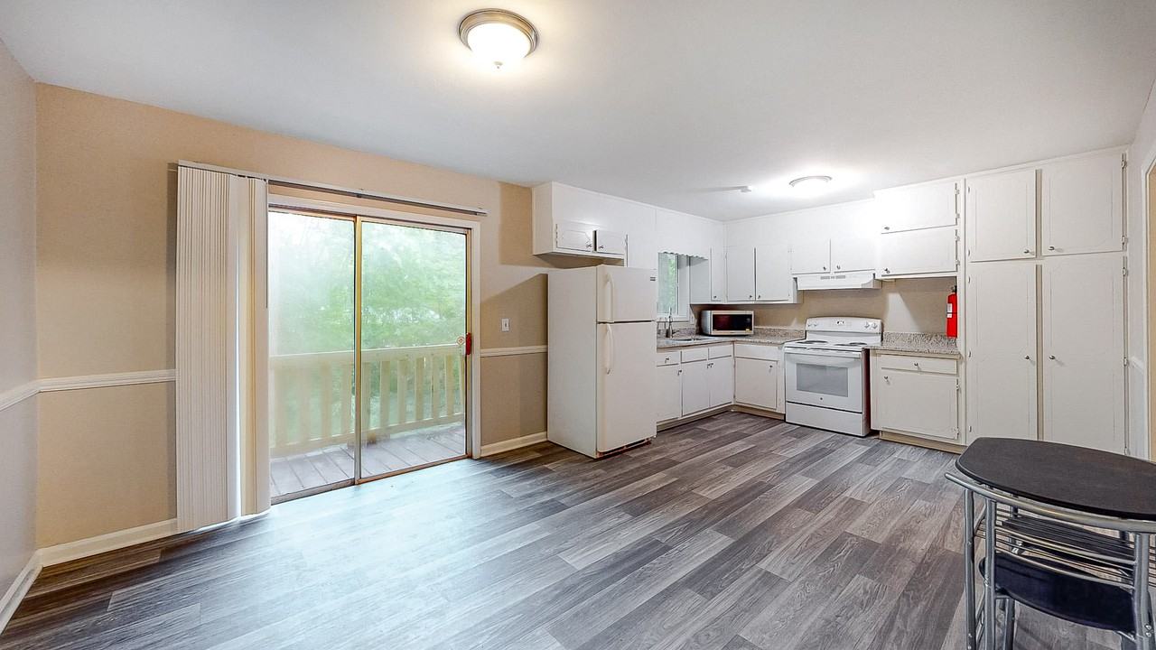 Leafwood Ln - Photo 3 of 12