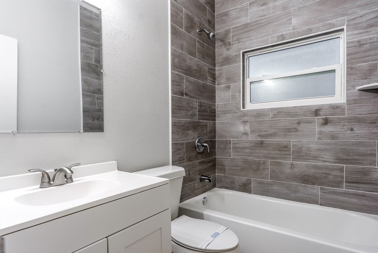 Short Street - Photo 2 of 12