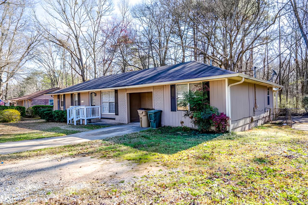 Essex Dr - Photo 7 of 22