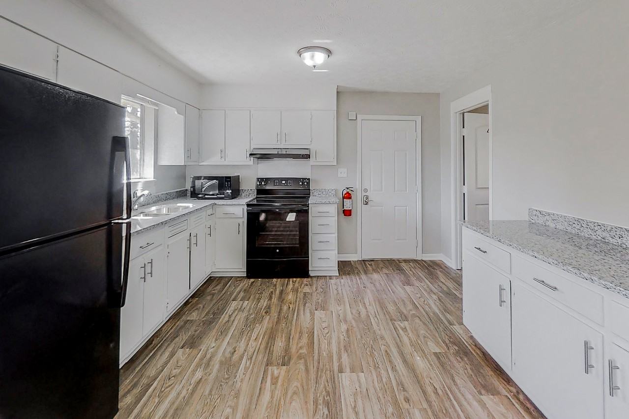 Magnolia Dr - Photo 6 of 18