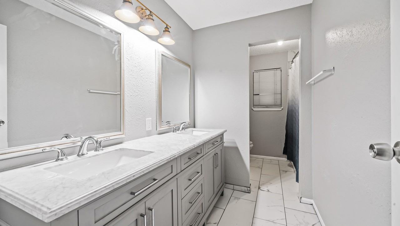 Botany Ln - Photo 4 of 15