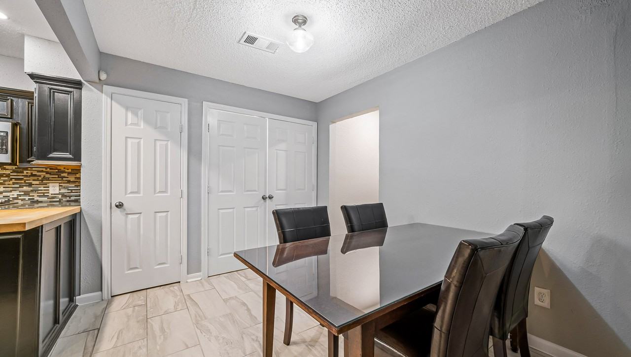 Botany Ln - Photo 7 of 15