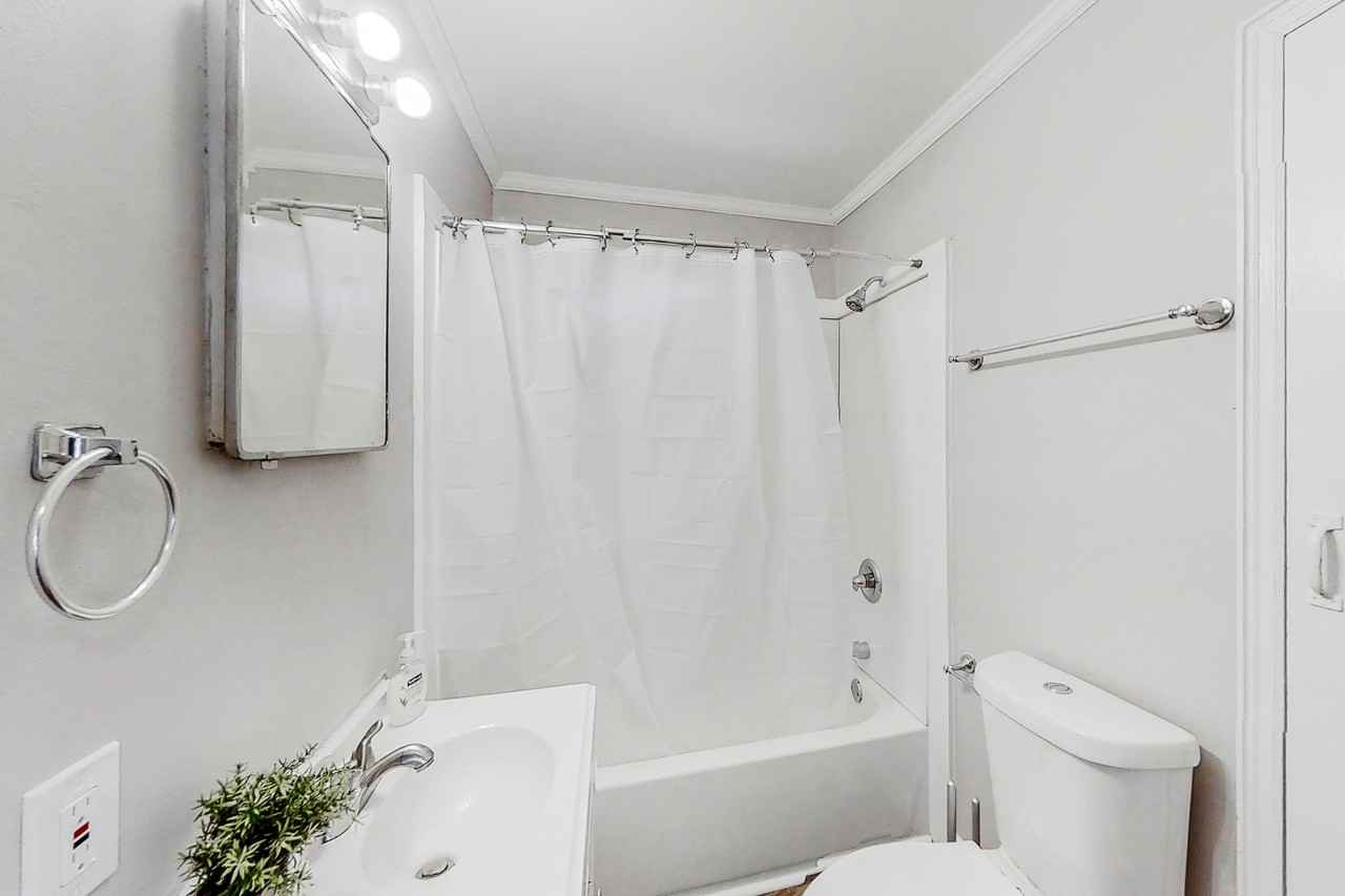 Fielder Rd - Photo 3 of 8