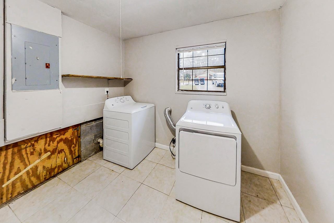 Little Joe Ct - Photo 6 of 11