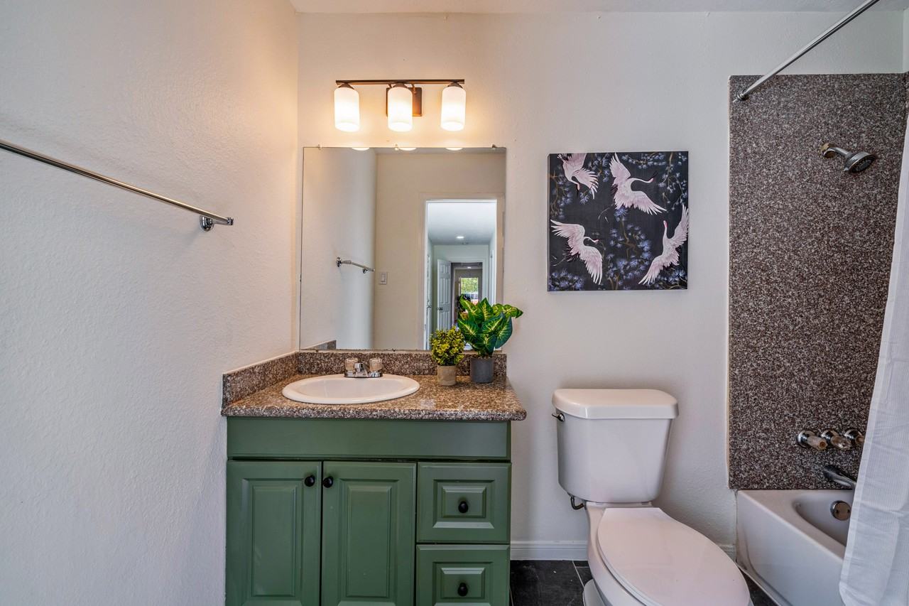 Sharondale Dr - Photo 2 of 23