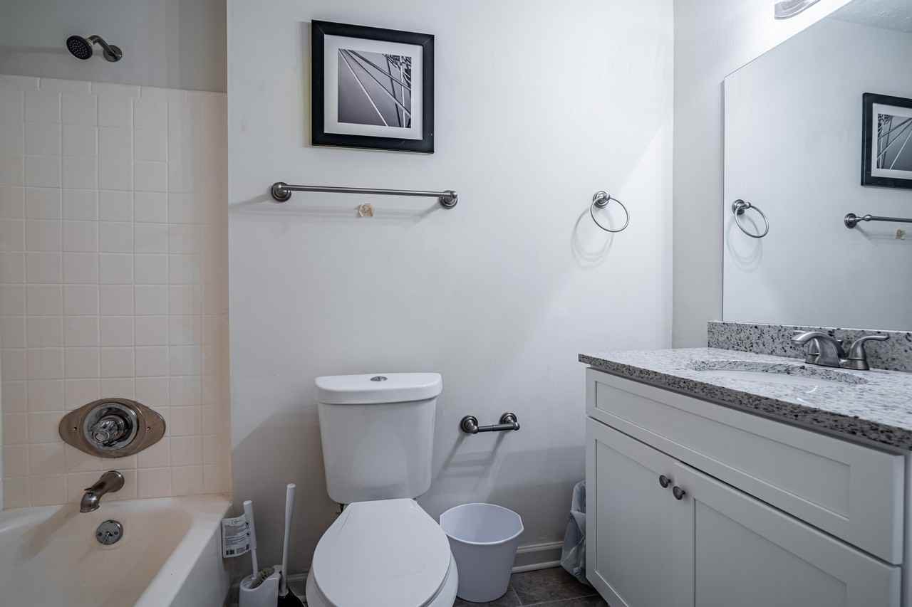 Diplomat Dr - Photo 5 of 13