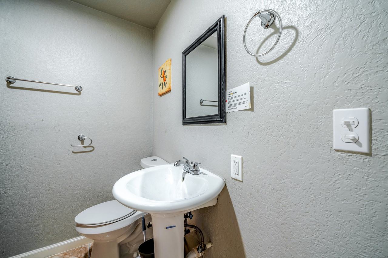 Gans Street - Photo 3 of 13