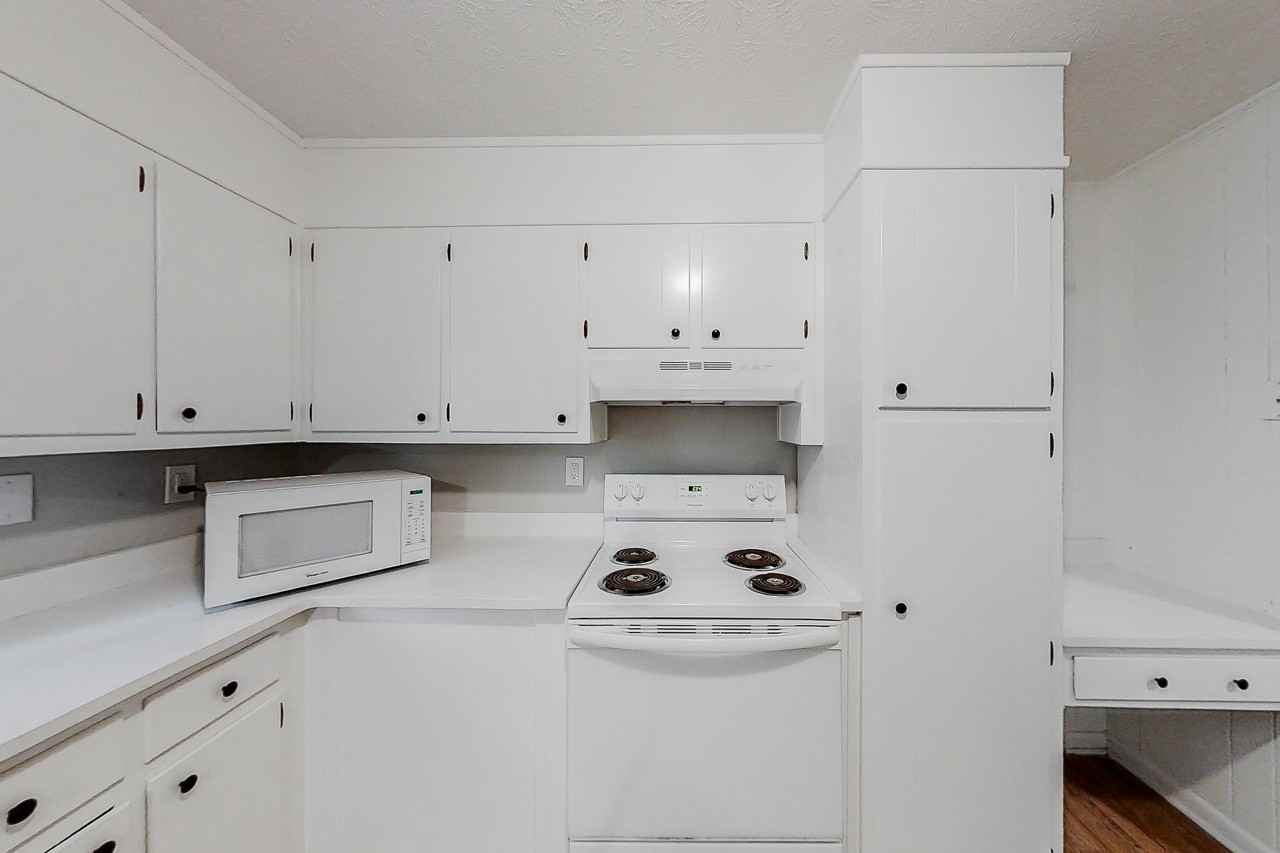 Anderson Dr - Photo 4 of 9