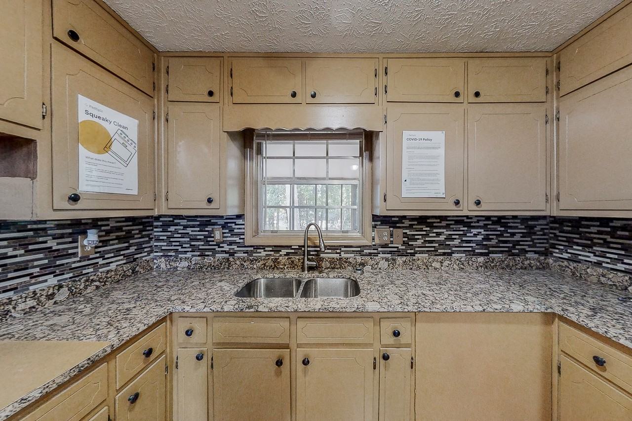 Botany Drive - Photo 5 of 12