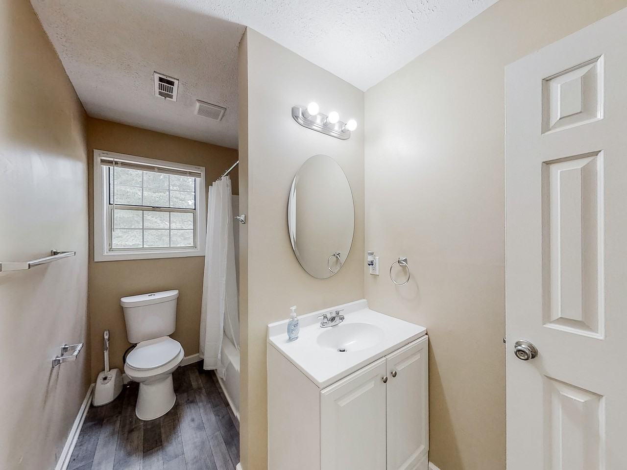 Brasac Dr - Photo 2 of 7