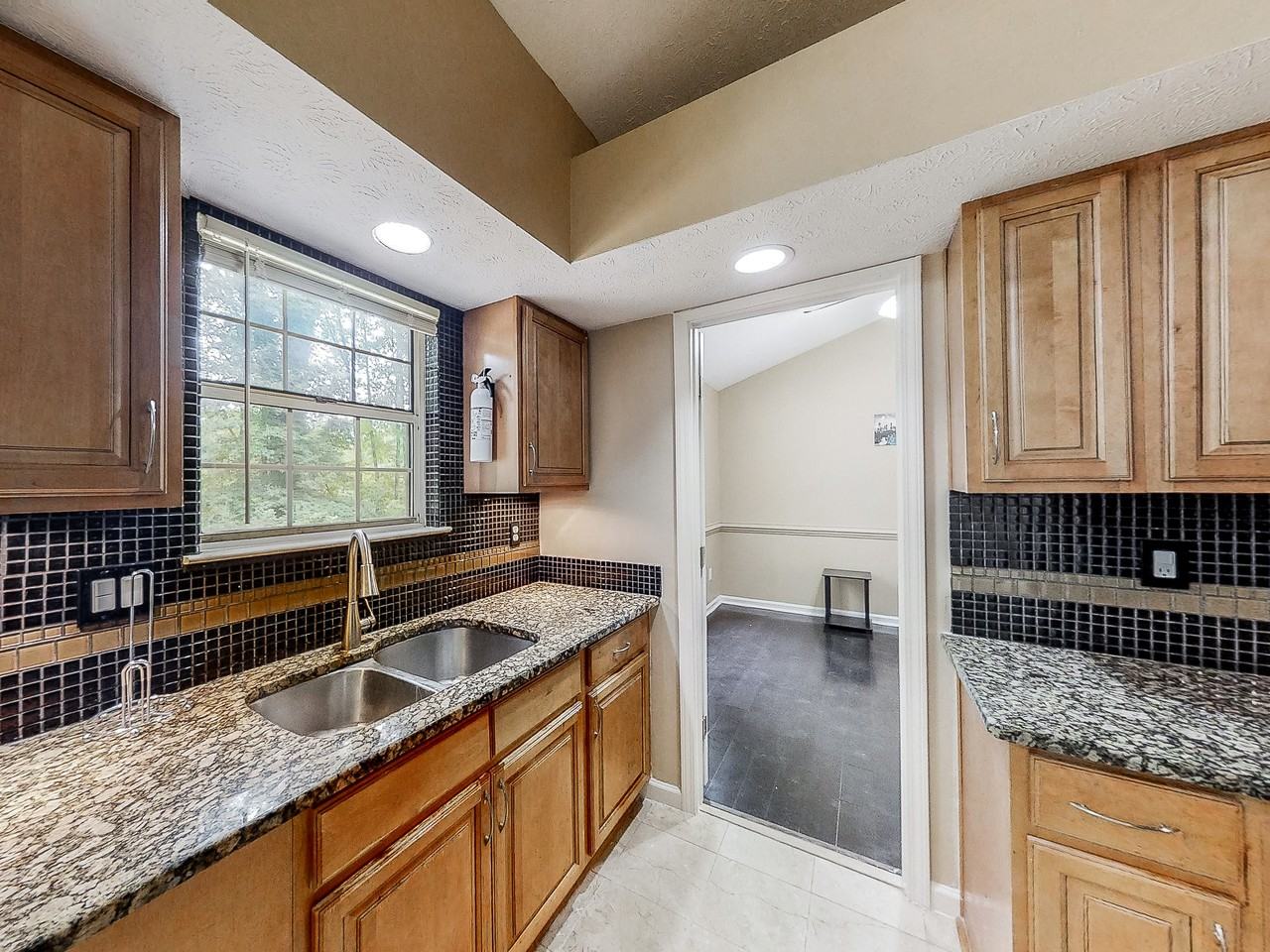 Brasac Dr - Photo 4 of 7