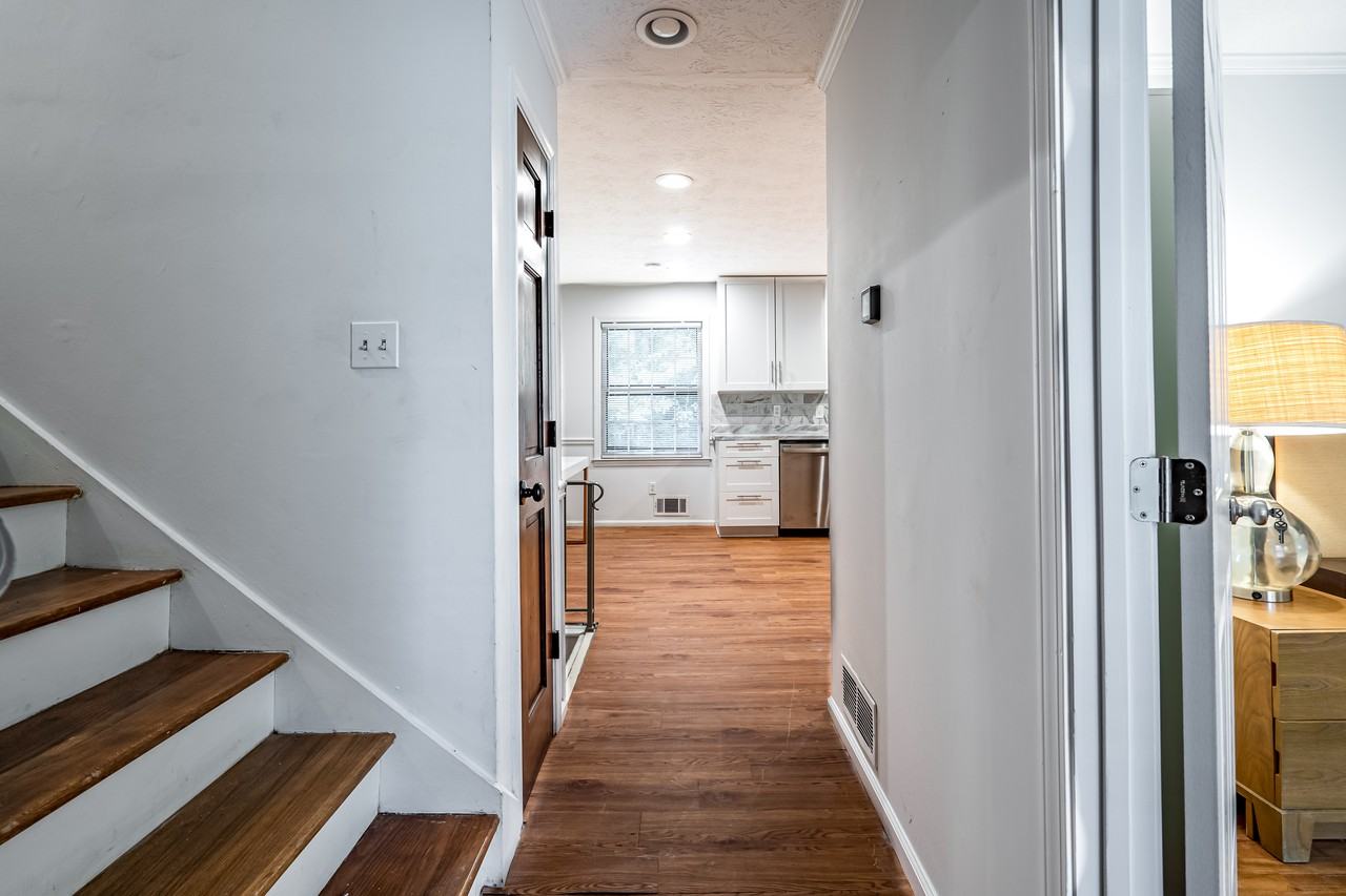 Allgood Springs Dr - Photo 7 of 25