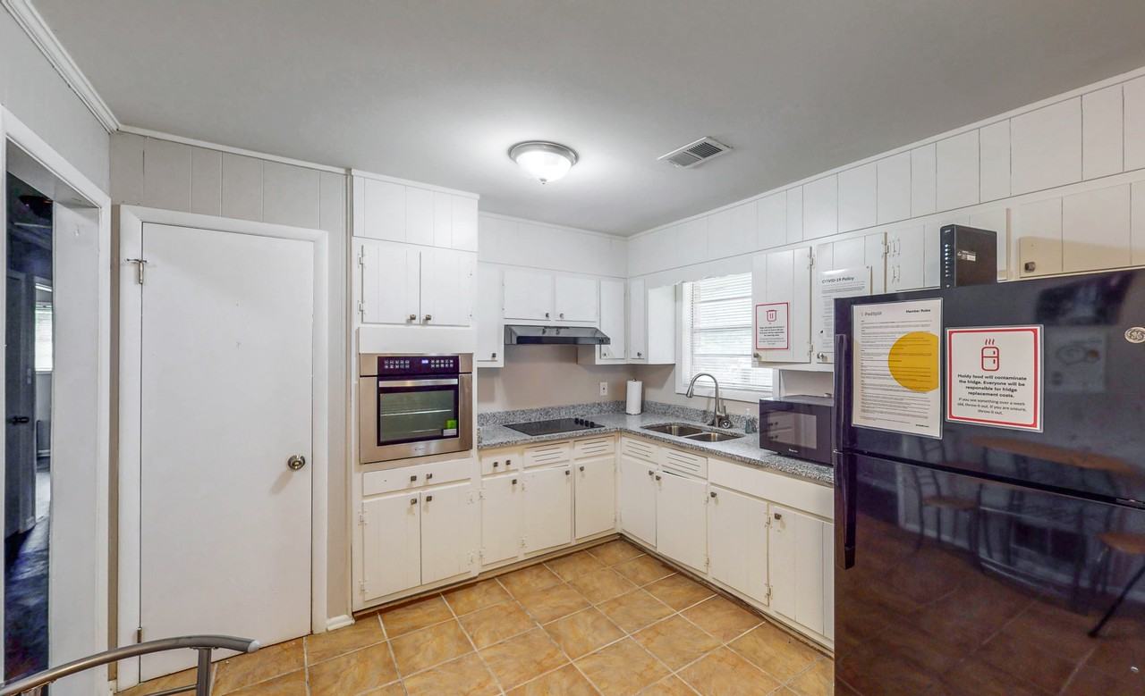 Dixon Rd - Photo 5 of 9