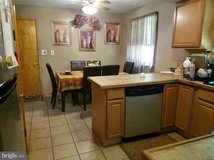 1118 Linda Ln - Photo 3 of 8