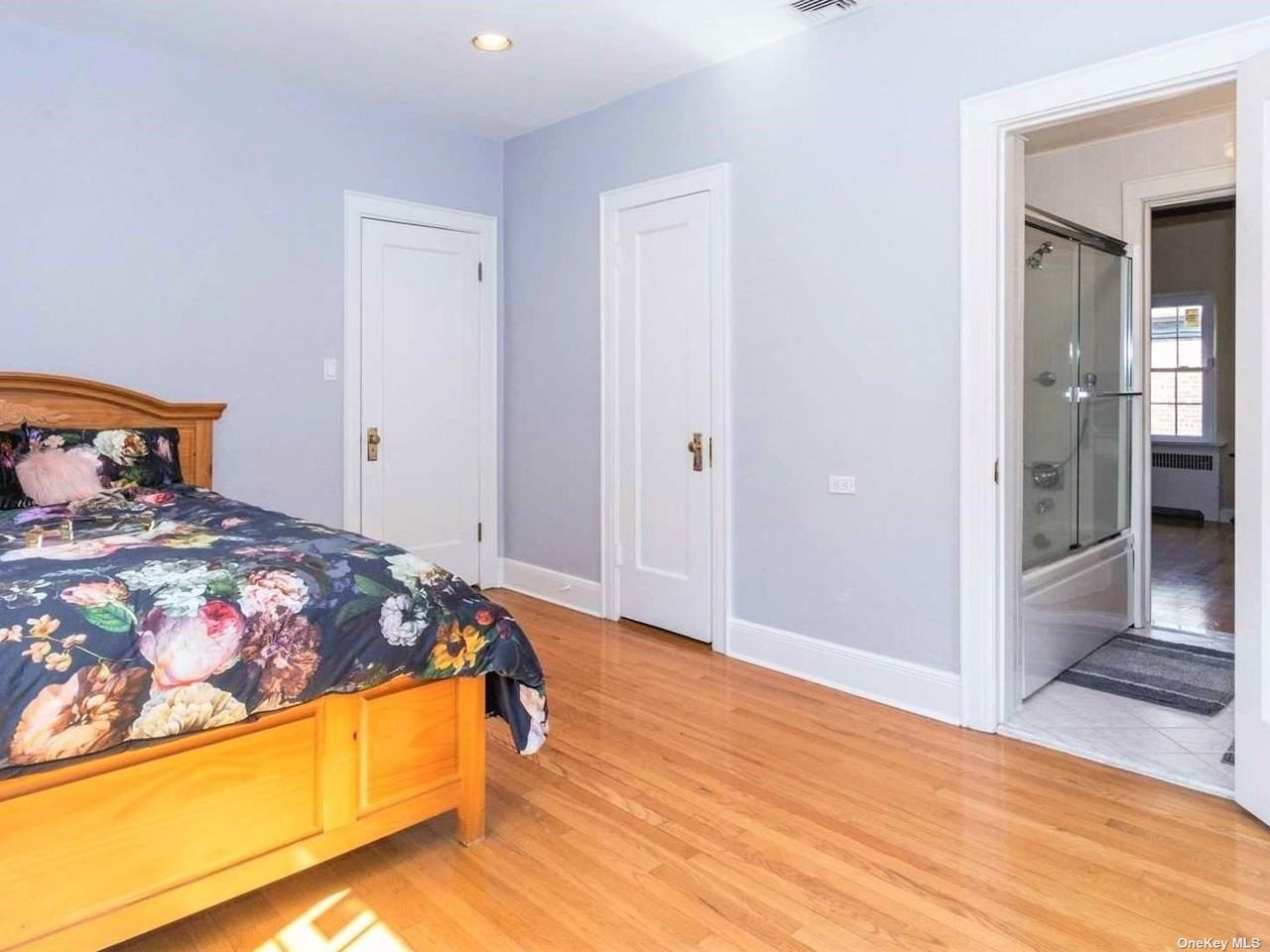 139 Midgely Dr - Photo 3 of 8