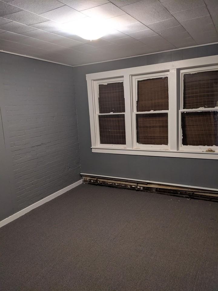 21 Spring Street Ext #21 - Photo 6 of 12