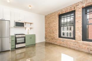 1515 W Monroe St - Photo 1 of 1