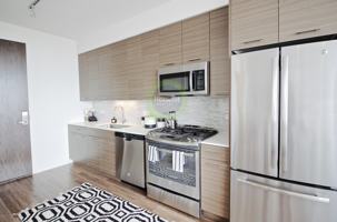 featured image of 347 W Chestnut St