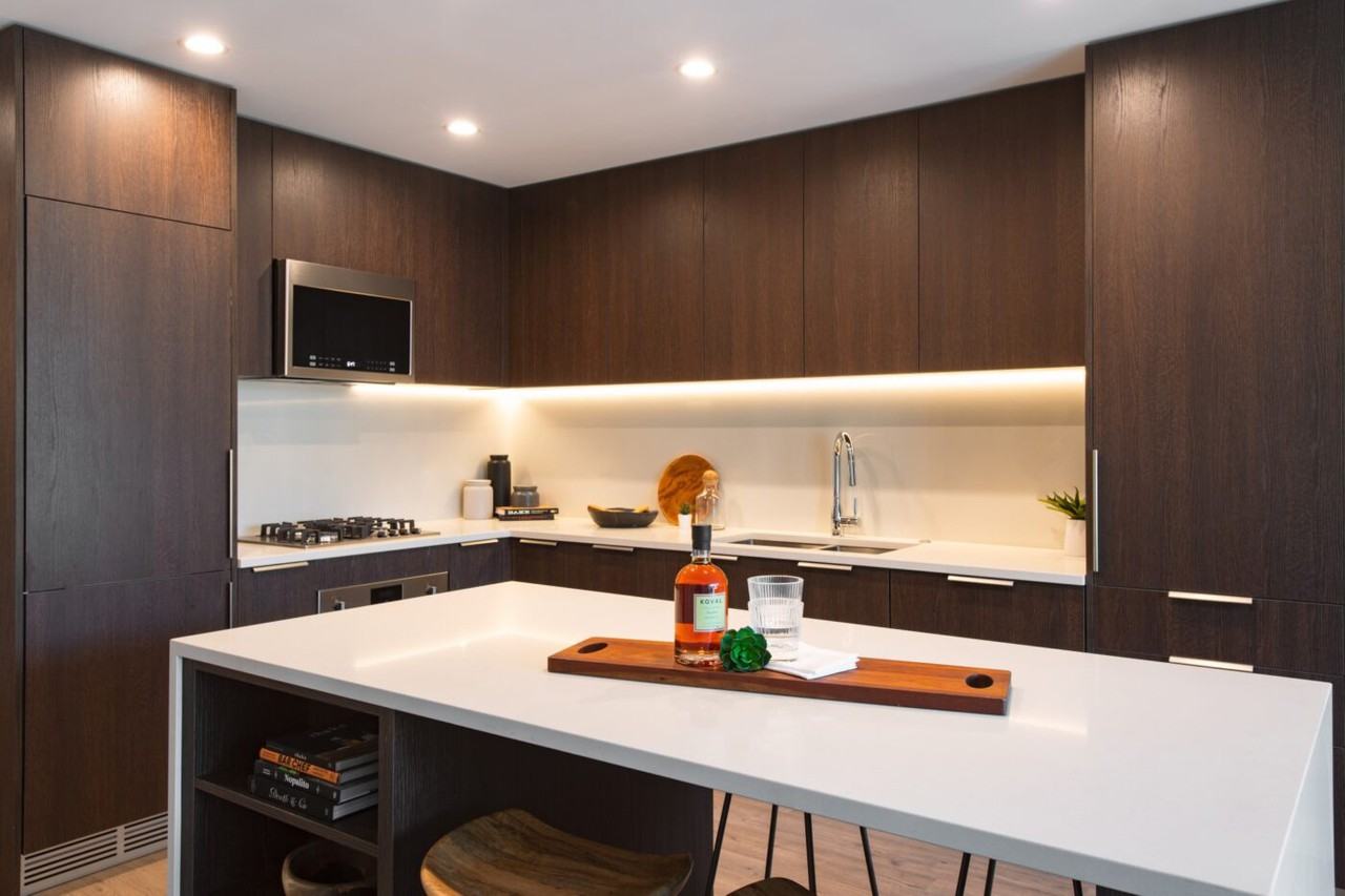 202 W Hill St #1-1 - Photo 3 of 23