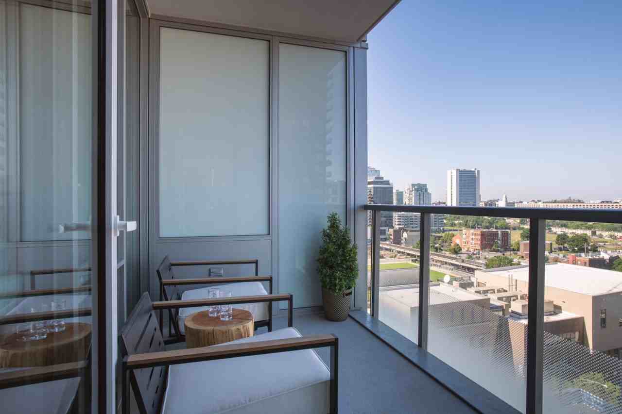 202 W Hill St #1-1 - Photo 4 of 23