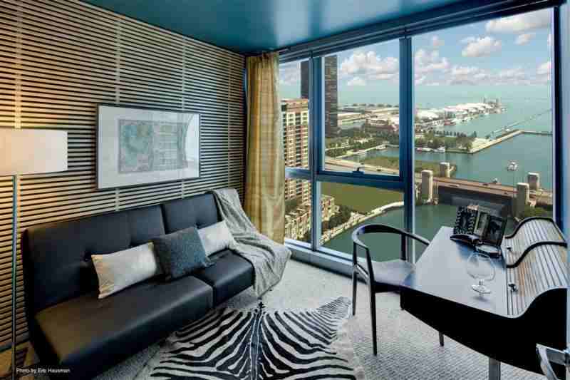 345 E Wacker Dr #2-1 - Photo 3 of 18