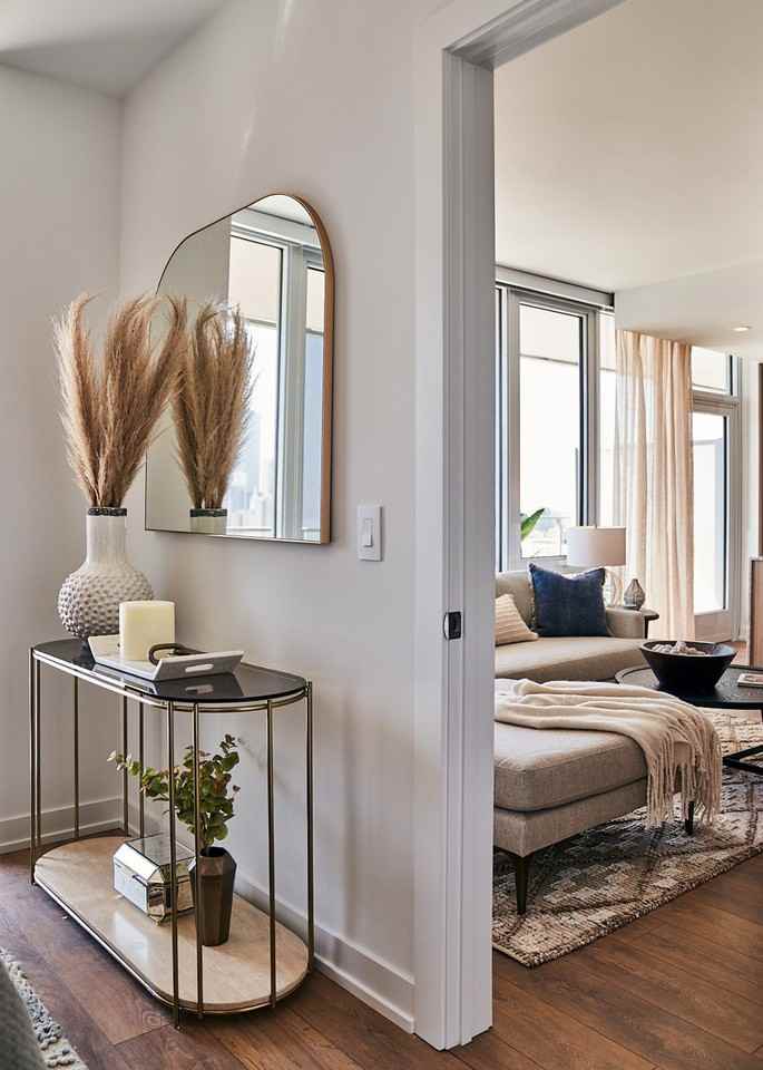 228 W Hill St #2-2-5TH - Photo 7 of 27