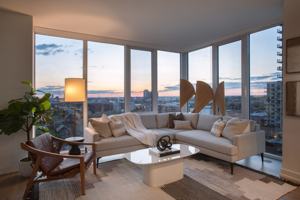 featured image of 202 W Hill St #3-3