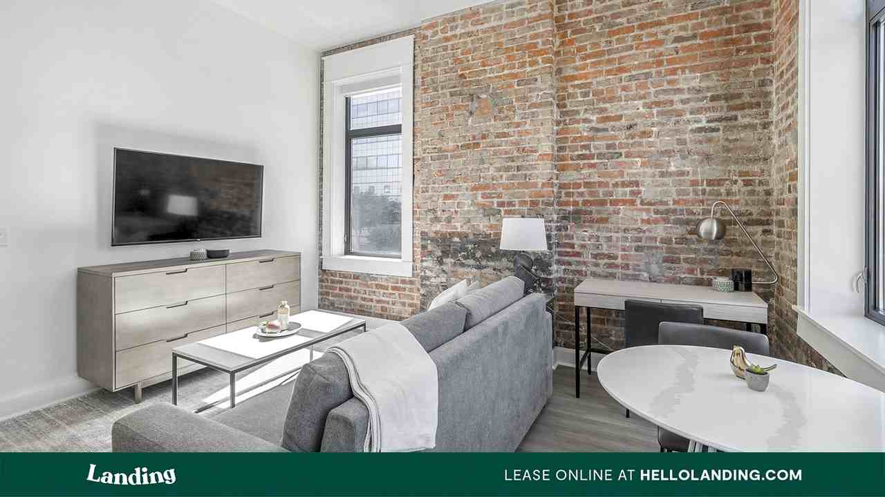 425 20th Street South - Photo 3 of 50