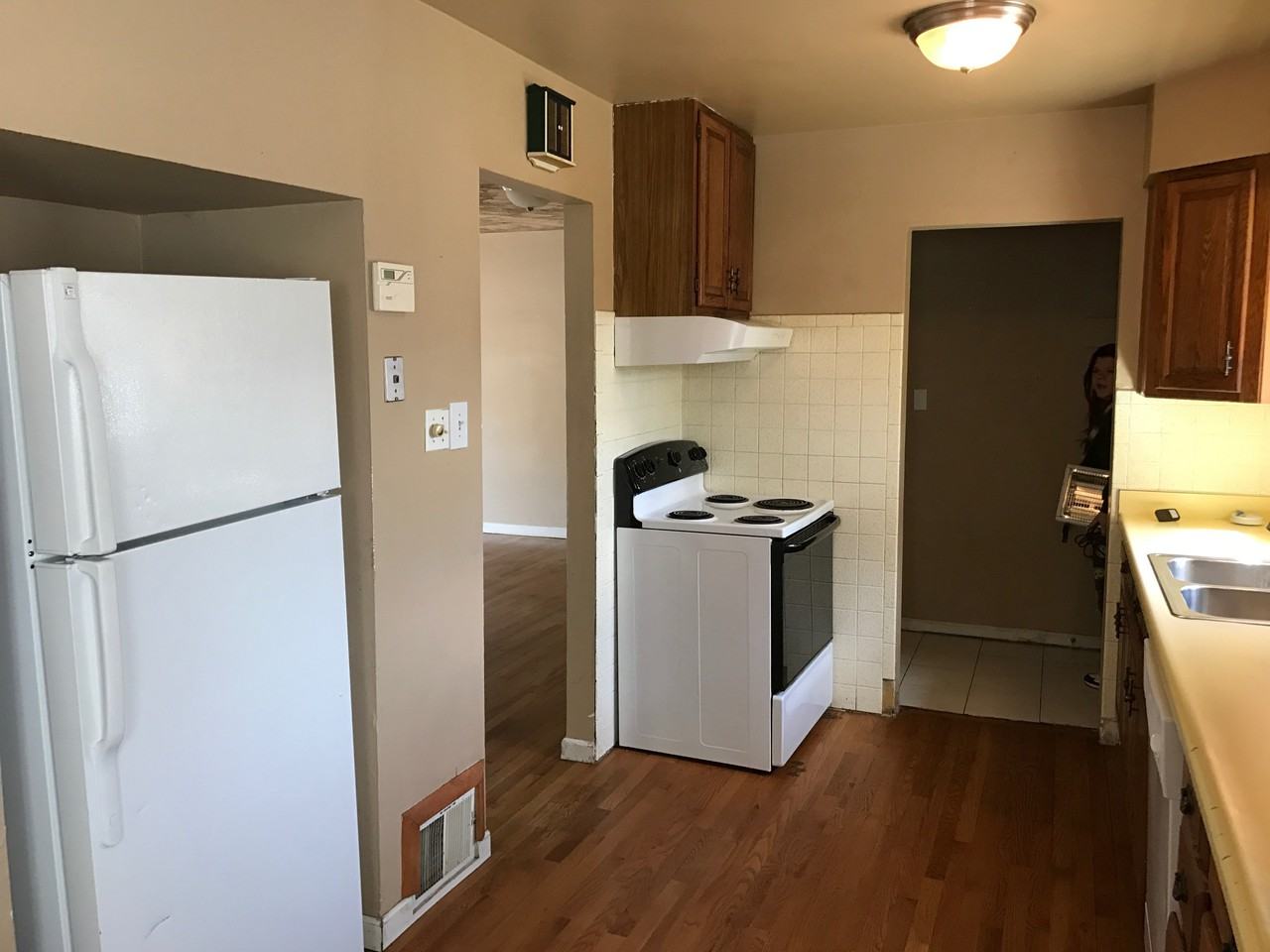 2208 Hanover St - Photo 3 of 6