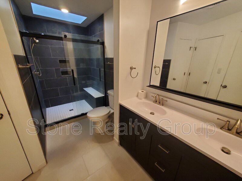 362 White Oak Ln - Photo 7 of 11