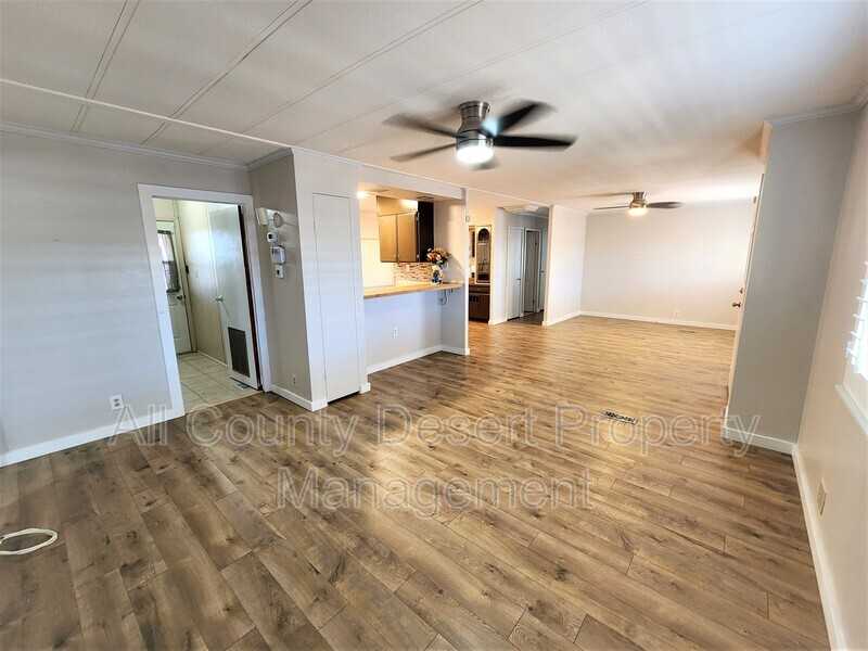 33860 Westchester Dr - Photo 3 of 17