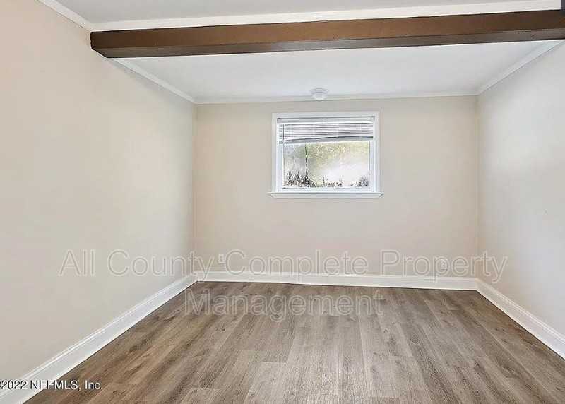 5463 Marcia Cir - Photo 3 of 11