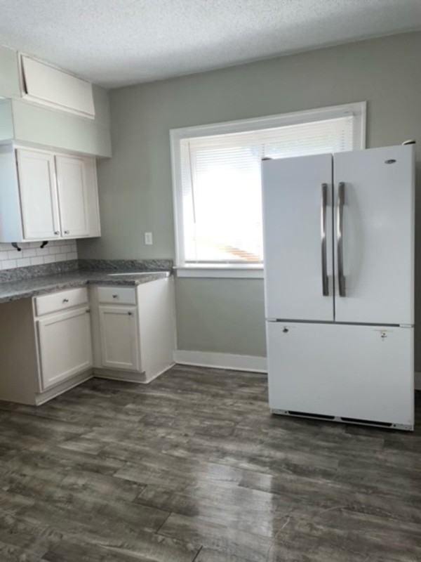 97 Batavia St - Photo 2 of 10