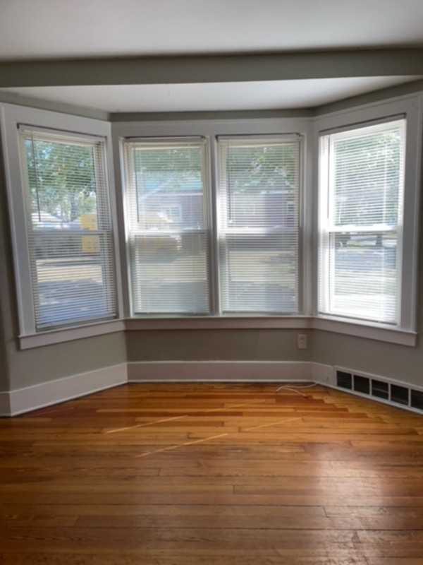 97 Batavia St - Photo 6 of 10
