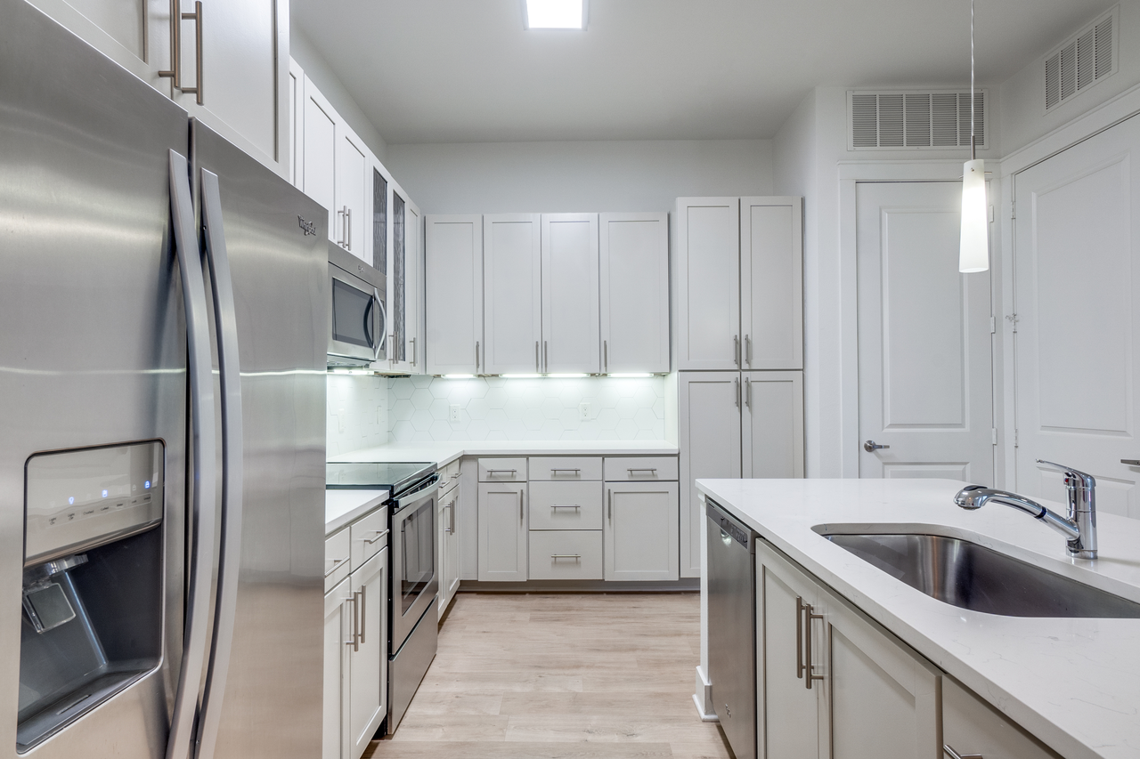 Teak at the Branch - Photo 2 of 35