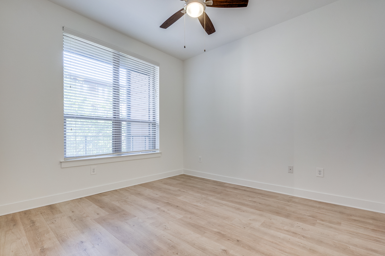 Teak at the Branch - Photo 7 of 35