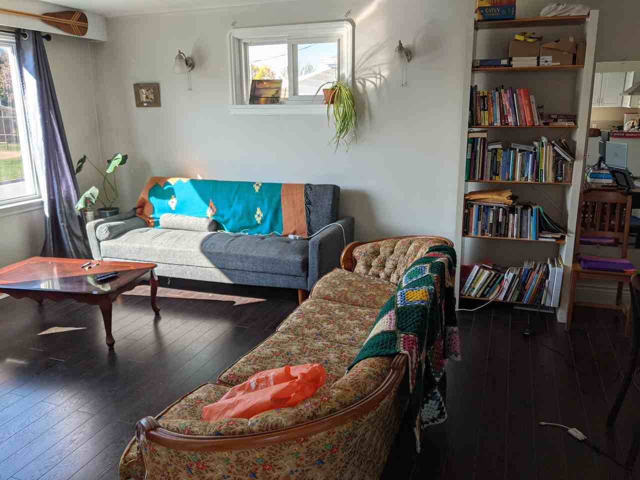 277 James St - Photo 3 of 4