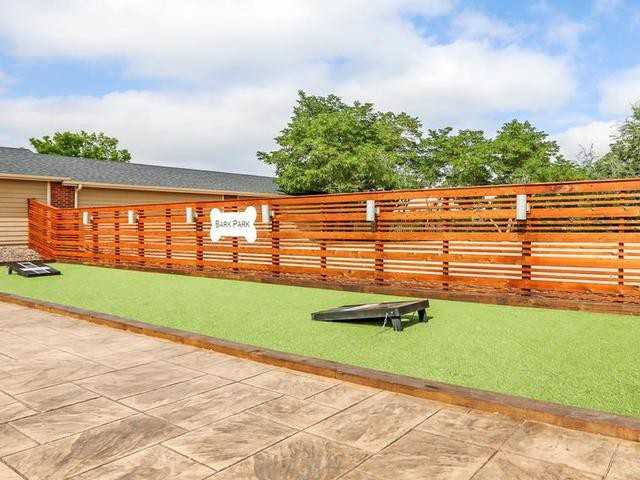 7846 W Mansfield Pkwy - Photo 4 of 46